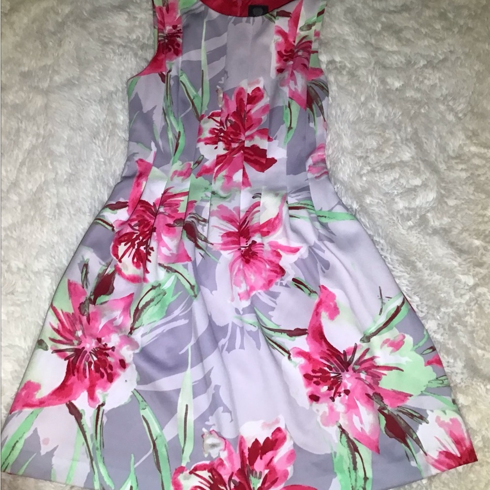 Vince camuto fit & flare Floral dress size 6 - Picture 12 of 12